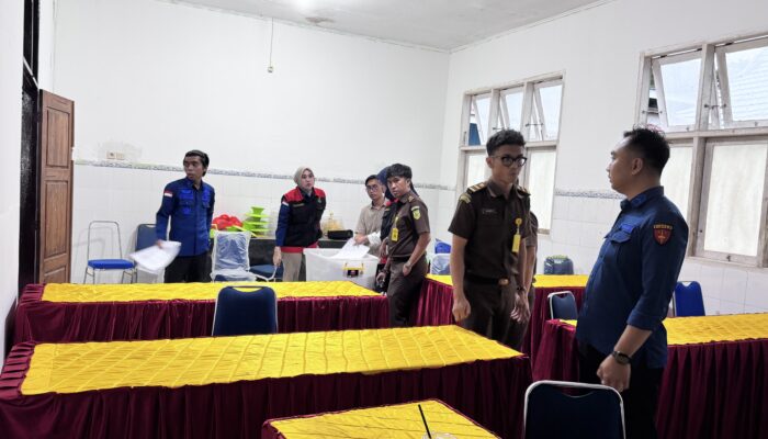 Kejaksaan Geledah Kantor KPU Bombana, Rumah Mantan Sekretaris dan Bendahara Ikut Digeledah