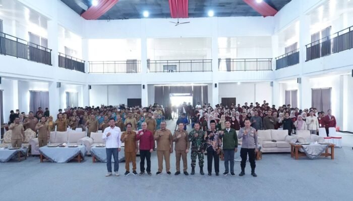 Bupati Bombana Terima Mahasiswa KKA UMK 2026