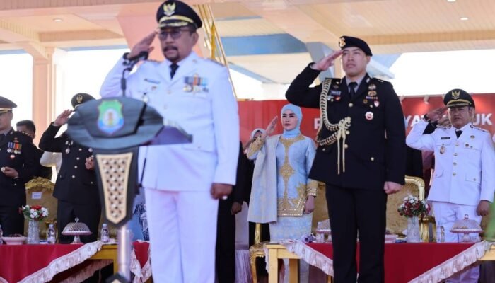 Bupati Bombana Pimpin Upacara HUT RI ke-81, Ajak Masyarakat Isi Kemerdekaan dengan Pembangunan