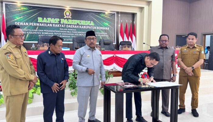 18 Anggota Hadiri Paripurna DPRD Bombana, KUA-PPAS Perubahan APBD 2026 Disepakati