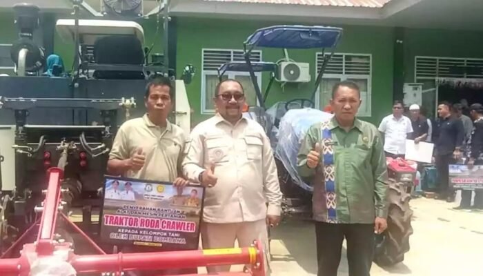 Pemkab Bombana Salurkan 32 Unit Alsintan, Distan Dorong Produktivitas Petani